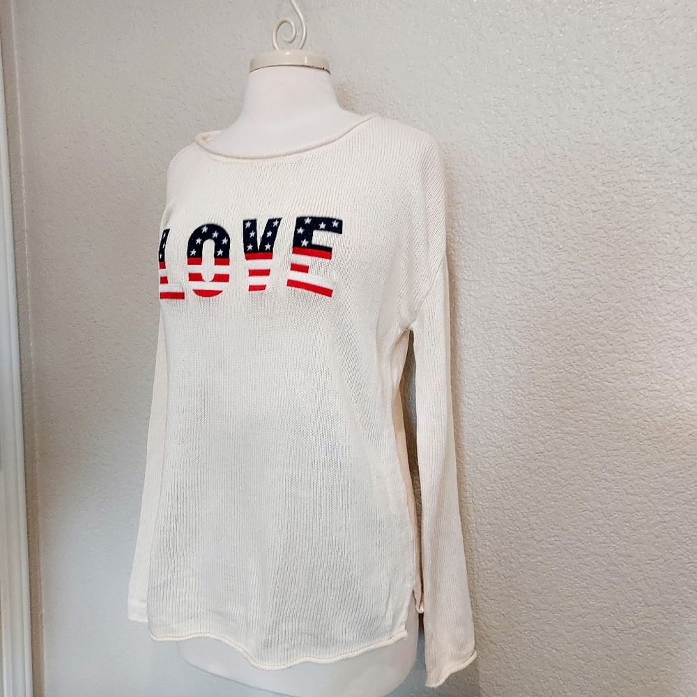 Marled Cream Sweater with "LOVE" lettering in American Flag Colors Size … - Picture 8 of 12
